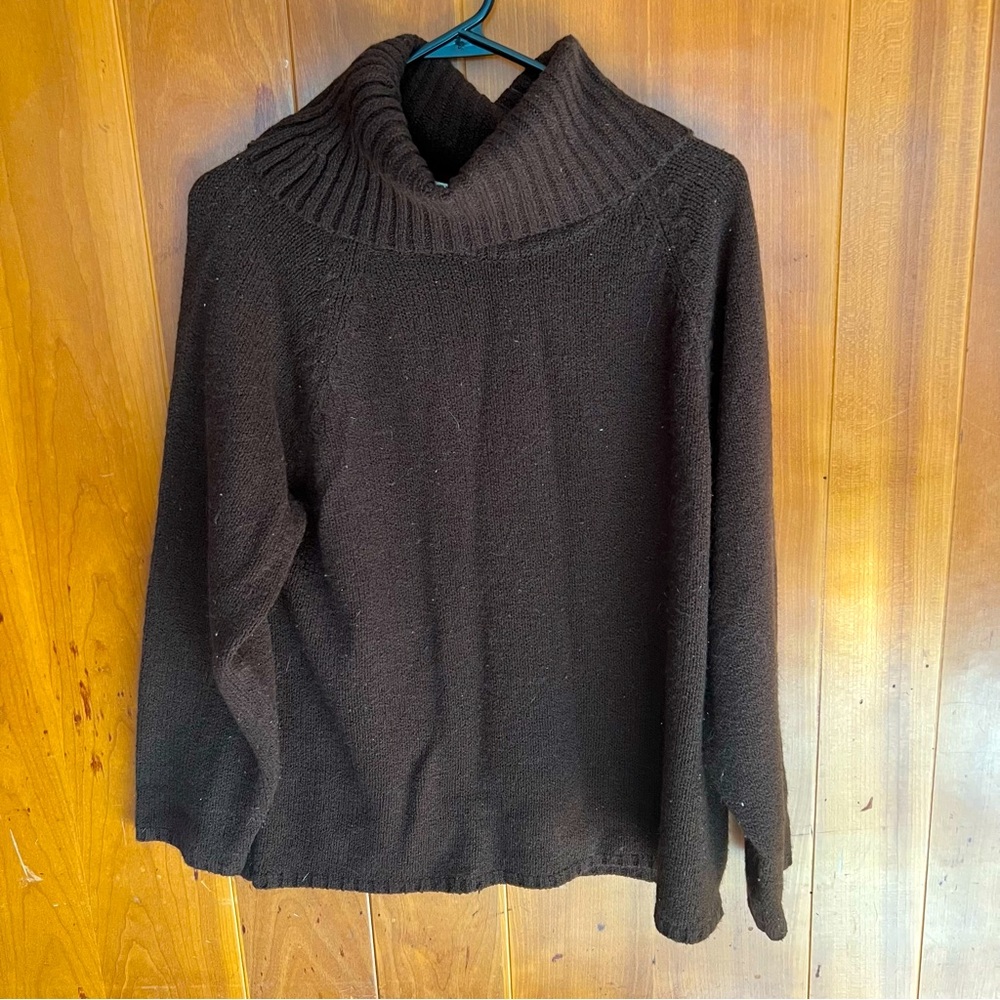 Turtle neck sweater